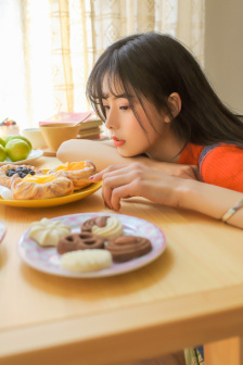 恋爱吧食梦君免费观看电视剧